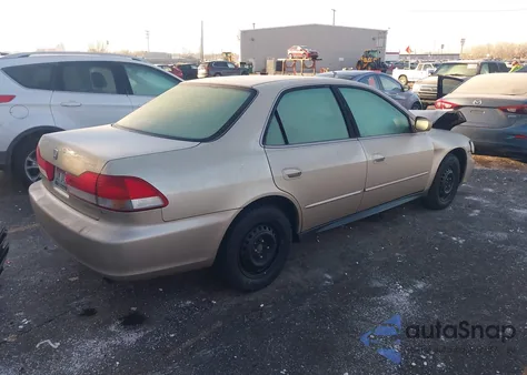 2001 Honda Accord 2.3 Lx from USA, damaged, VIN JHMCG65551C002602
